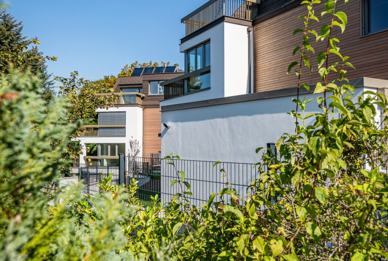 Moderne Eigentumswohnung nahe am Wienerwald mit exquisiter Ausstattung - BEZUGSFERTIG !